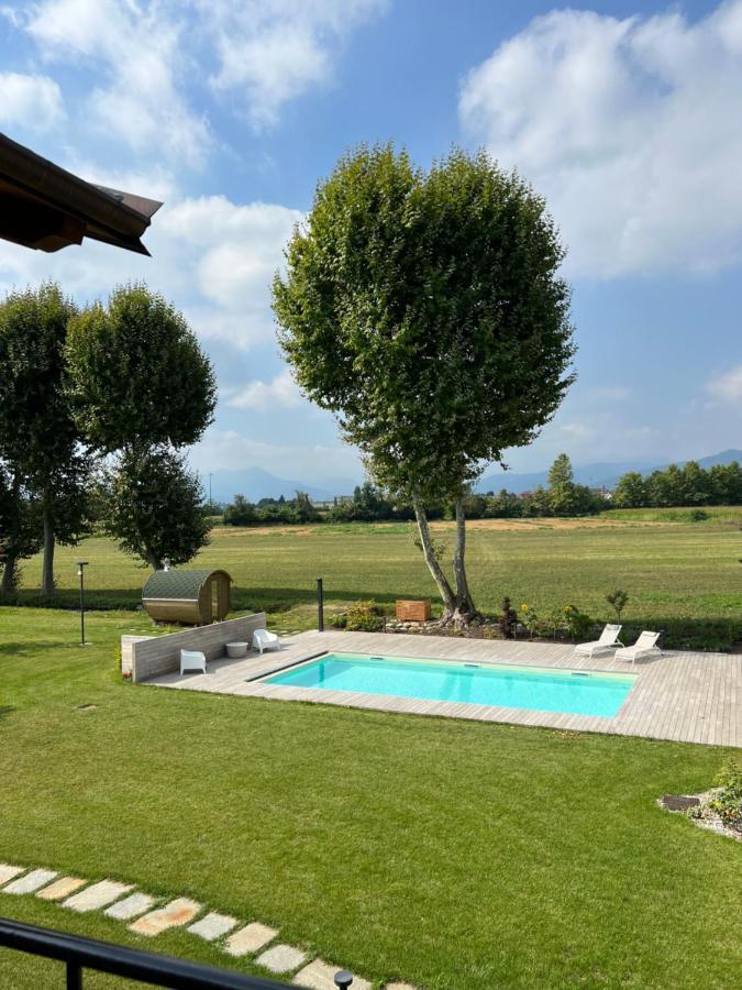Casa Vola Bed & Breakfast Cuneo Bagian luar foto